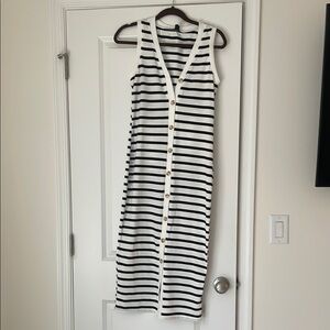 SHEIN Black and White Sleeveless Midi Sundress
